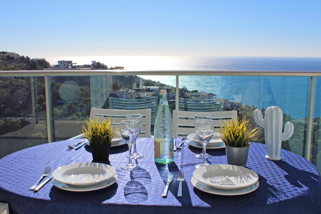 High Rise Apartment On The 39Th Floor With Private Terrace And Sea Views Benidorm Bagian luar foto